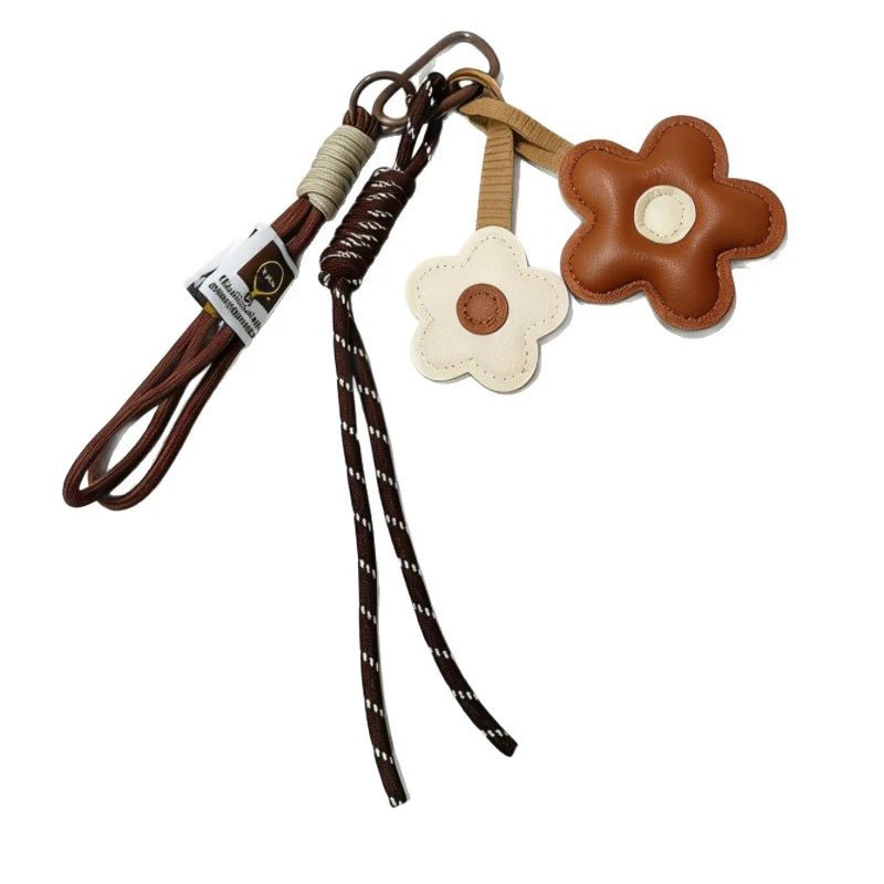 PU Leather Sunflower Bag Pendant Contrasting Cartoon Five Petal Flower Keychain Car Keyring Fashion Bag Pendant Car Accessory - Zevra